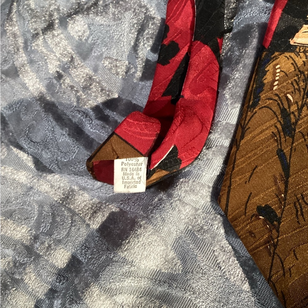Vintage Home Improvement Wilson Tie View 4